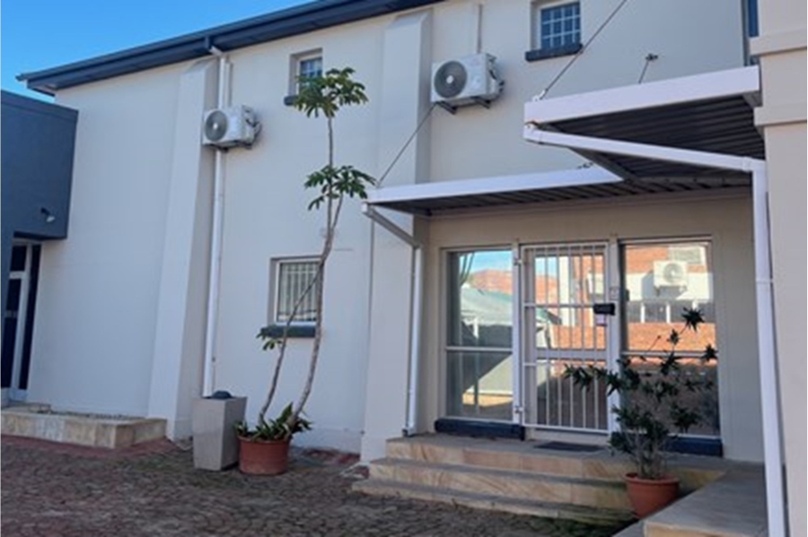 To Let commercial Property for Rent in Newton Park Eastern Cape